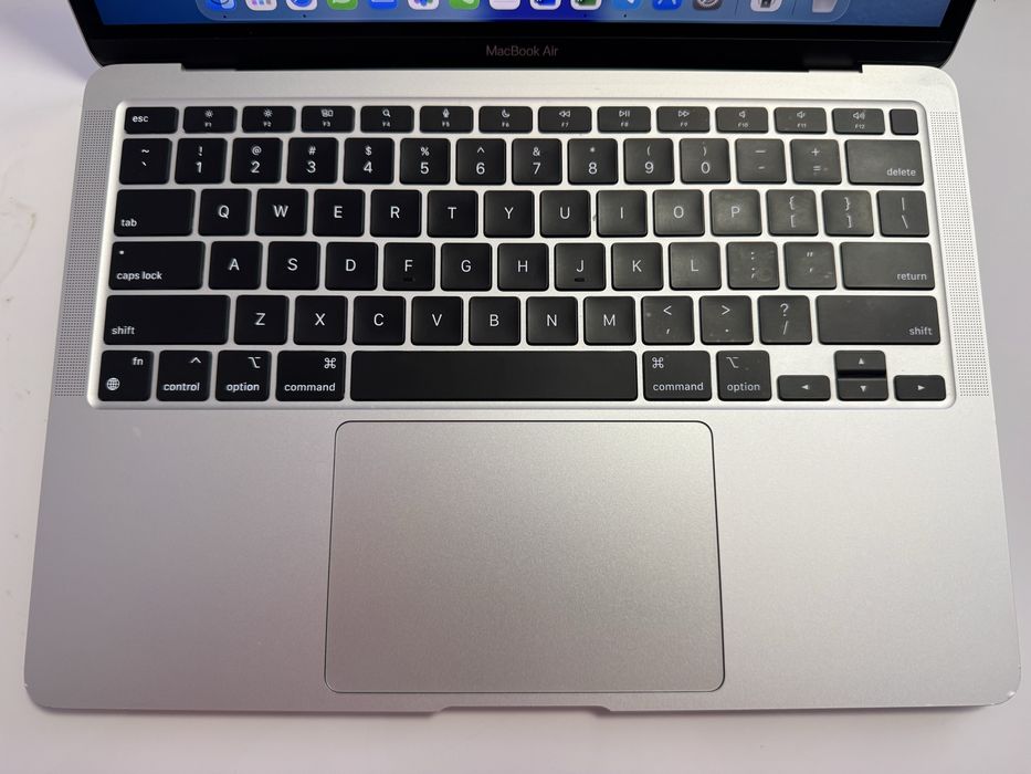 Macbook Air M1 8/256 MDM