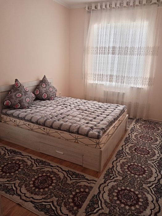 Квартира чистая, без хозяйки.