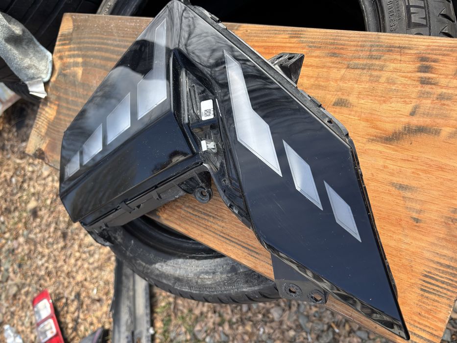 Халоген Mitsubishi Colt/Renault Clio