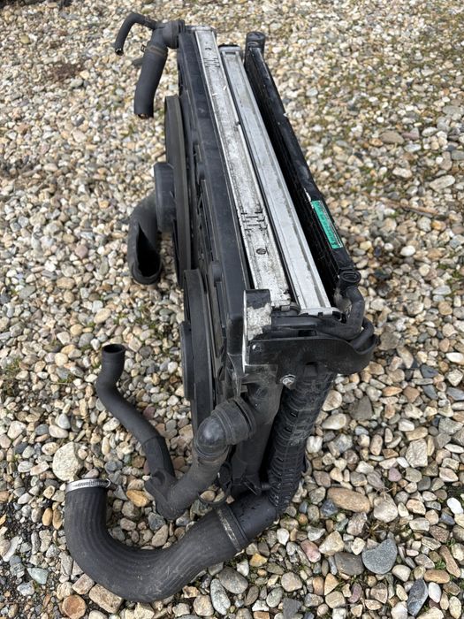 radiator vw tiguan 2.0CFF set radiatoare si ventilatoare