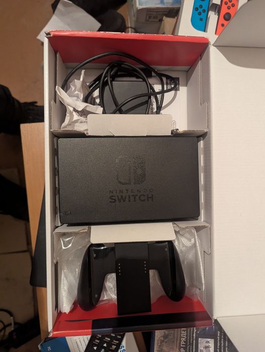 Nintendo switch neon.