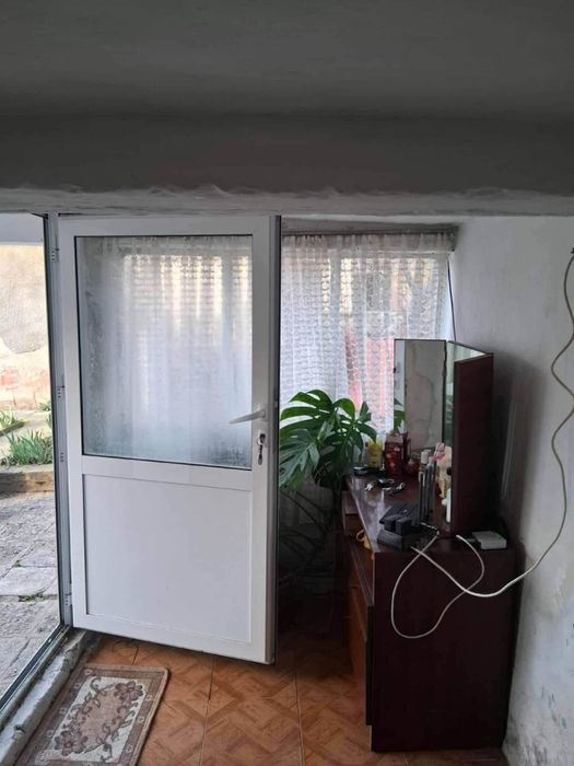 Продава се Къща в с. Радовец, Област Хасково - 150 кв.м за 68 €/кв.м - Снимка #8