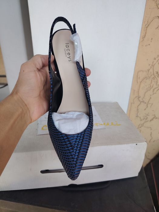 Продаём стильные туфли