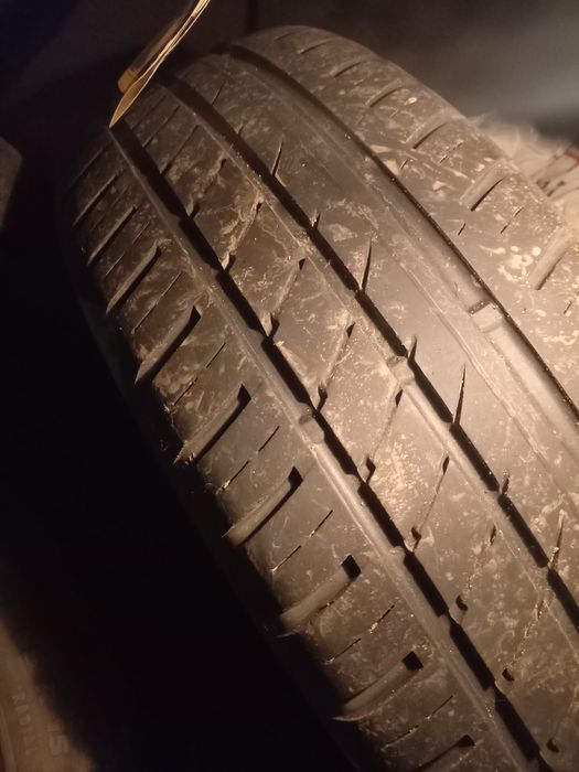 Продам 1 резину шины покрышка 15