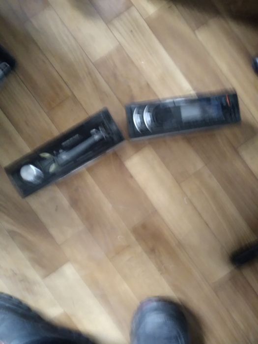 Продам магнитолу звоните пишите