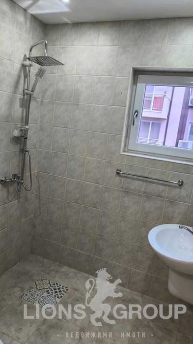 Дава се под наем Четиристаен апартамент в Варна, Погреби - 120 кв.м за 714 € - Снимка #19