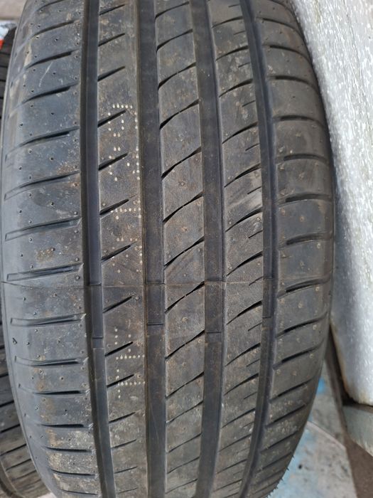 Продам шины 215/55/17 Китай