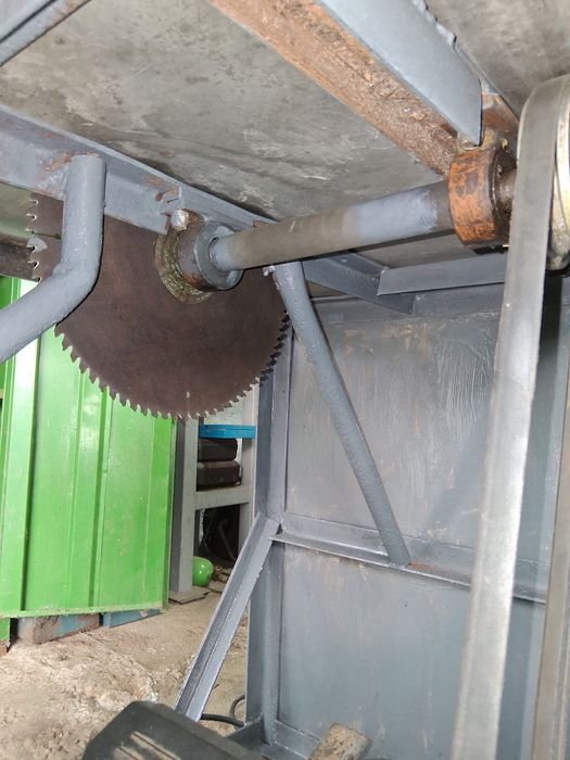 Vand circular fara motor