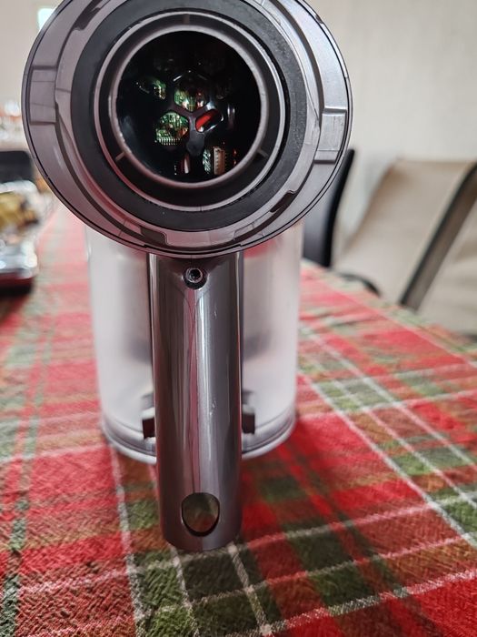 Dyson ne testat, fără accesorii