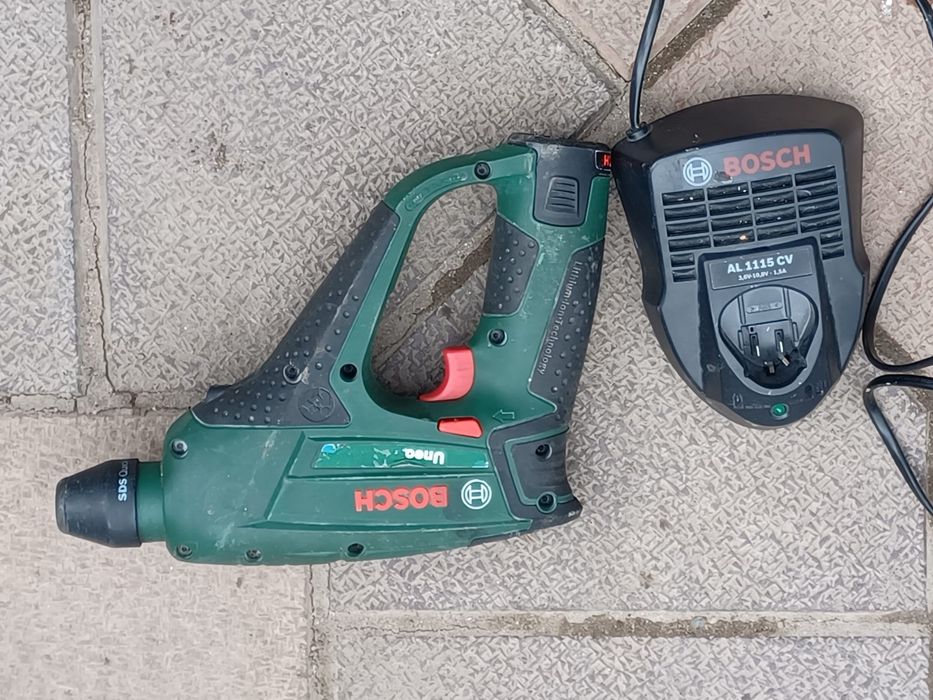 Rotopercutor Bosch UNEO in stare excelenta