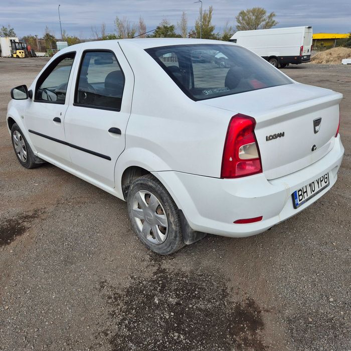 DACIA Logan 2011 — imagine 3