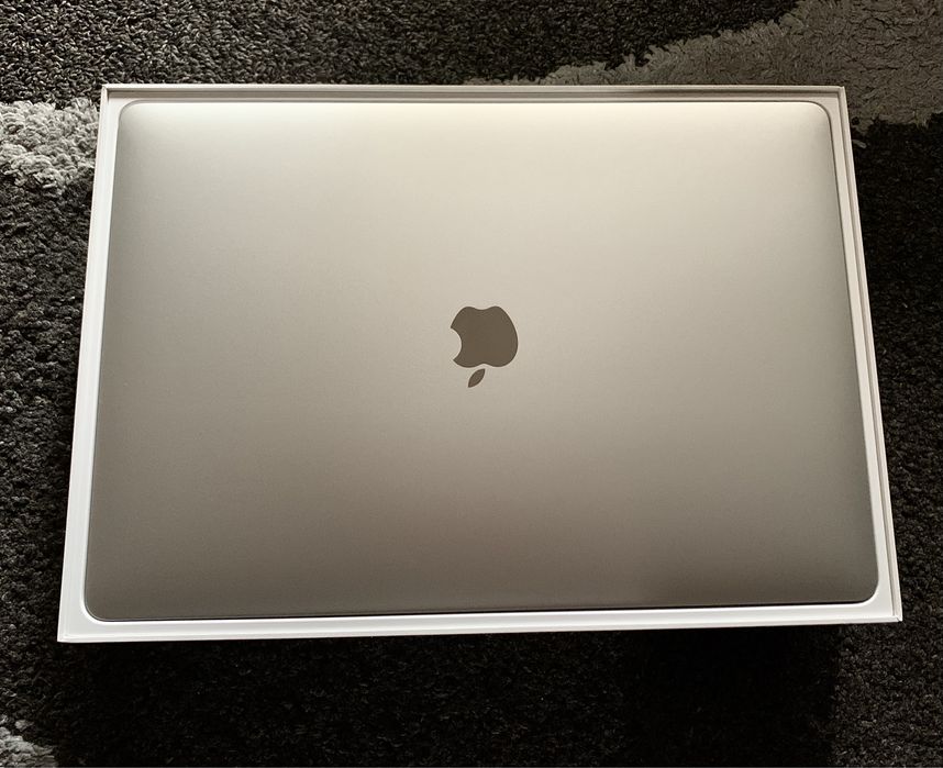 Macbook pro 15 512