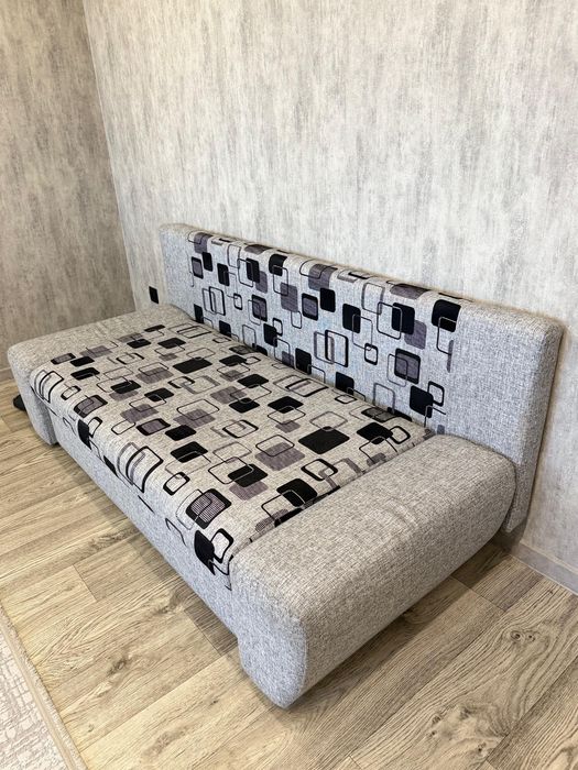 Продам 2 дивана в отличном состоянии