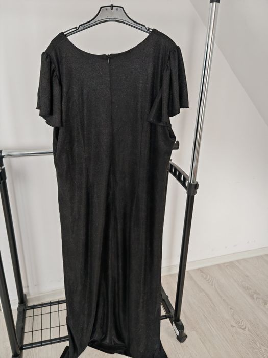 Rochie neagra cu sclipici