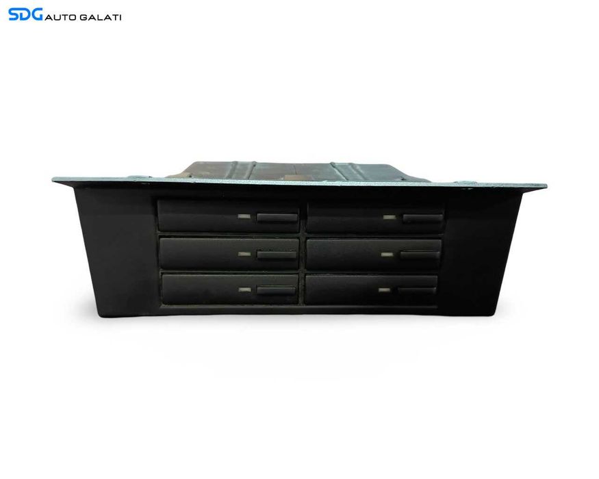 Magazie Casete Mercedes Clasa C W202 1993 - 2000 Cod 2026800079 [LR6188]