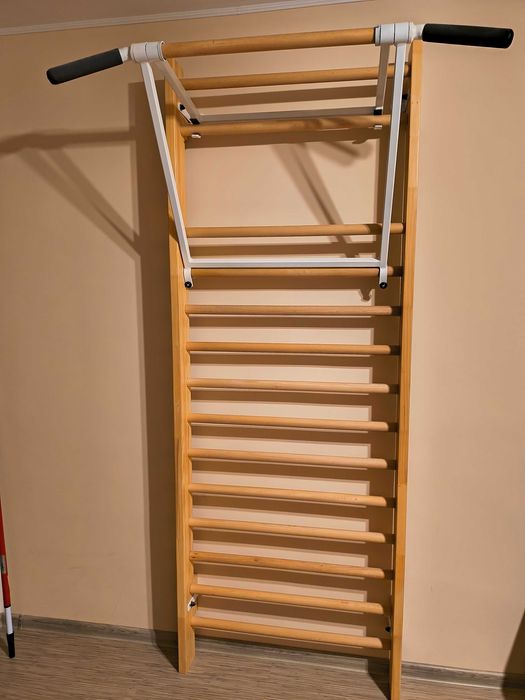 Spalier gimnastica + Bara tractiuni (ca nou)