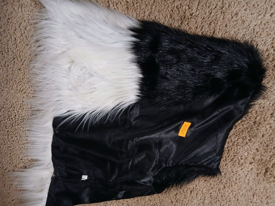 Модерен дамски елек L/XL   20 лв.