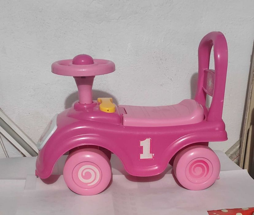 Кола ПЪРВА за дете - принцеса