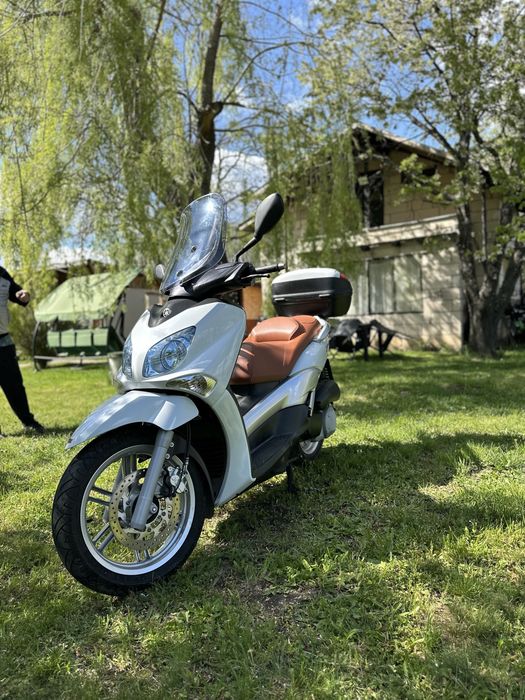 Скутер YAMAHA Xcity 250 кубика