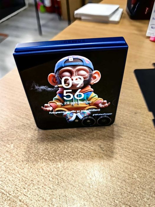 Samsung Galaxy Z Flip7 5G 256GB 12GB RAM НОВ с гаранция платен кеш