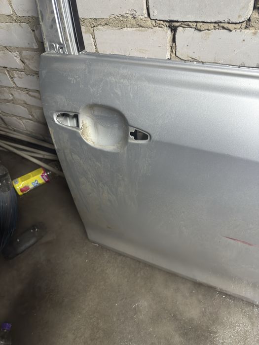 Дверь камри 45