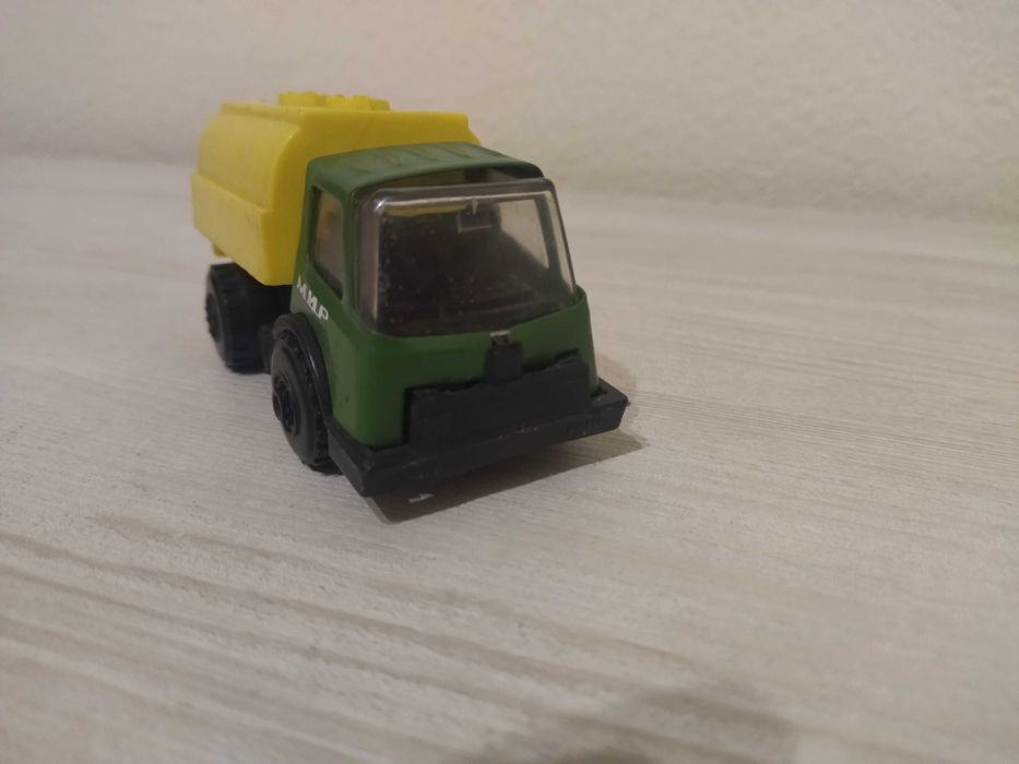 Старо Ламаринено Соц камионче „ МИР “ !!!