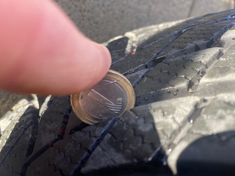 Зимни гуми с джанти за БМВ 16 цола