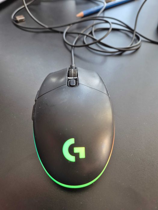 Геймърска мишка Logitech G102 Lightsync
