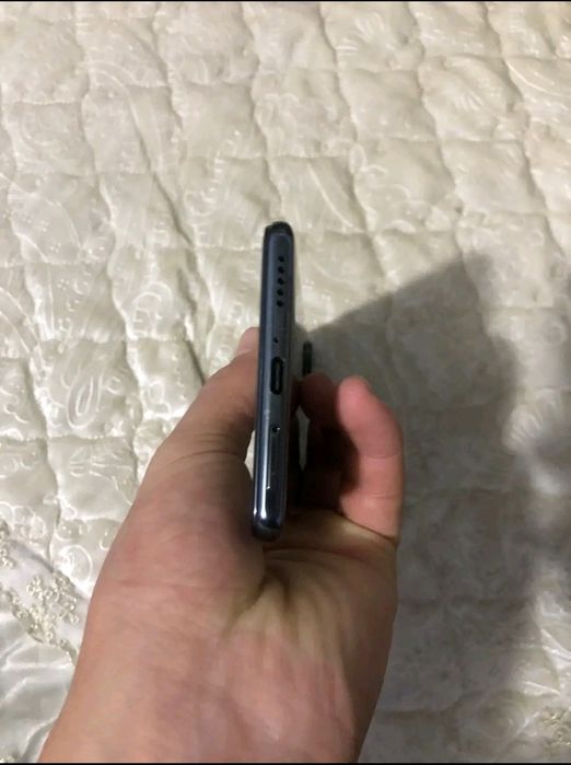 обменяю poco f 3