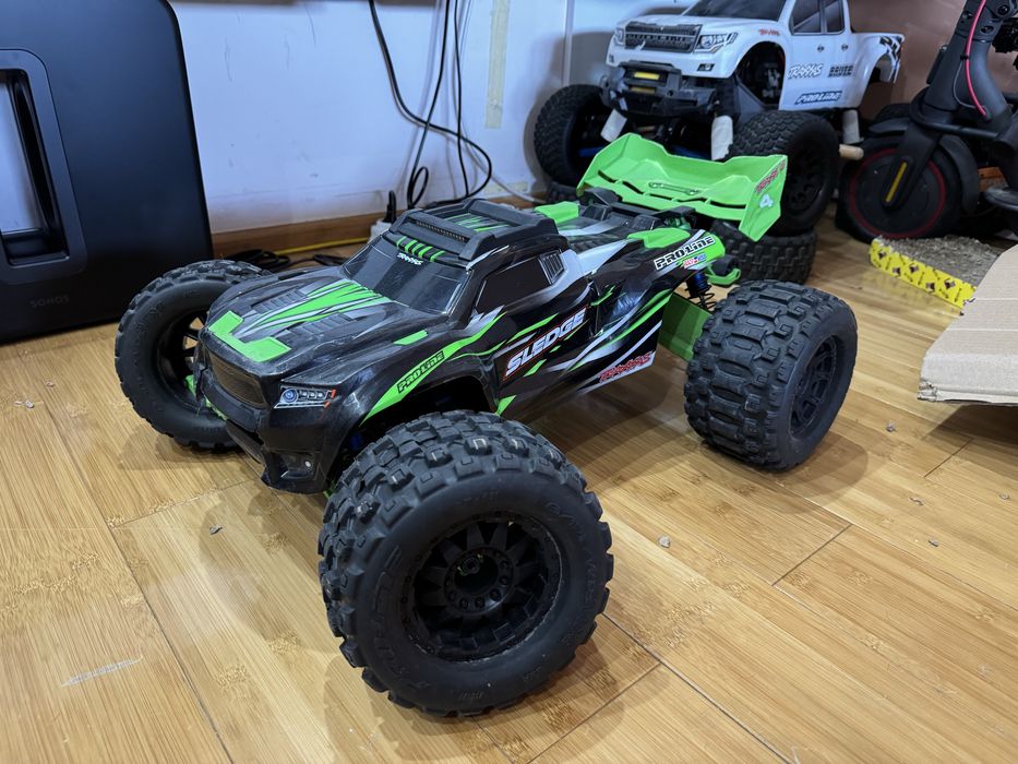 Automodel Traxxas Sledge