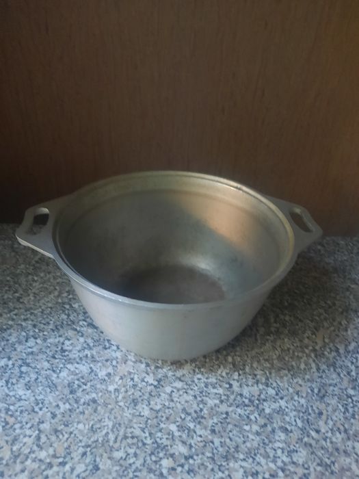 Продам казан большой.