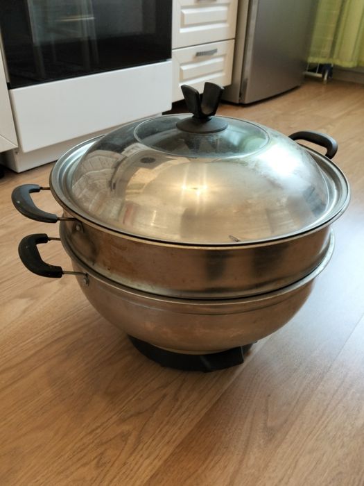 Продам электро казан. Б/у. Хорошее состояние.