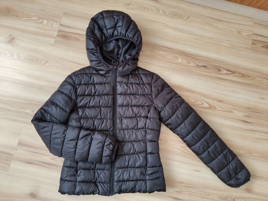 Дамско олекотено яке