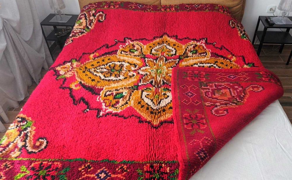 Ръчно тъкан 100% вълнен пъстър китеник с цветни мотиви 220х200см