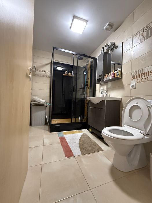 Apartament cu 3 camere