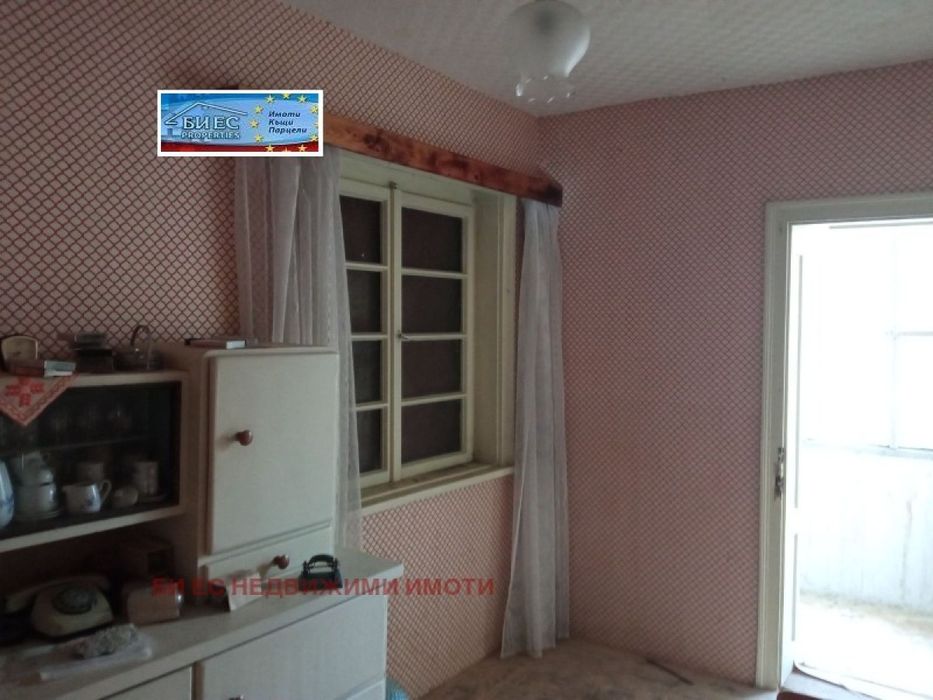 Къща в с. Осиковска Лакавица 108 м²