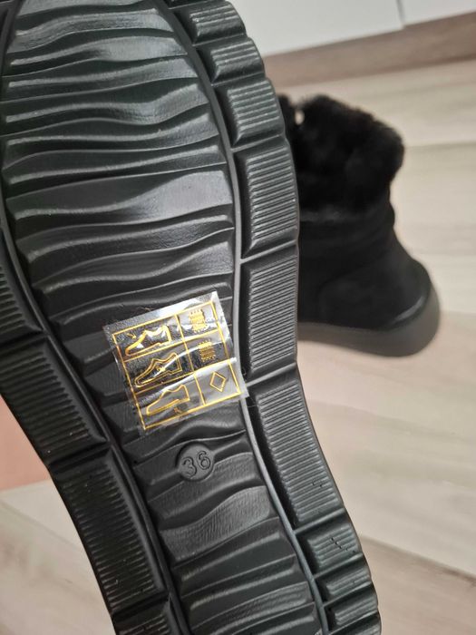 Черни боти велур и плюш