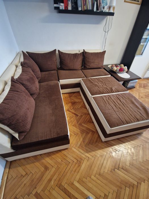 Canapea modulară