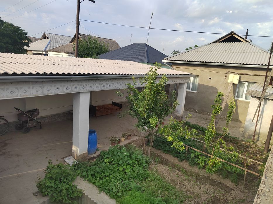 Sirdaryo shaxrida uy sotladi