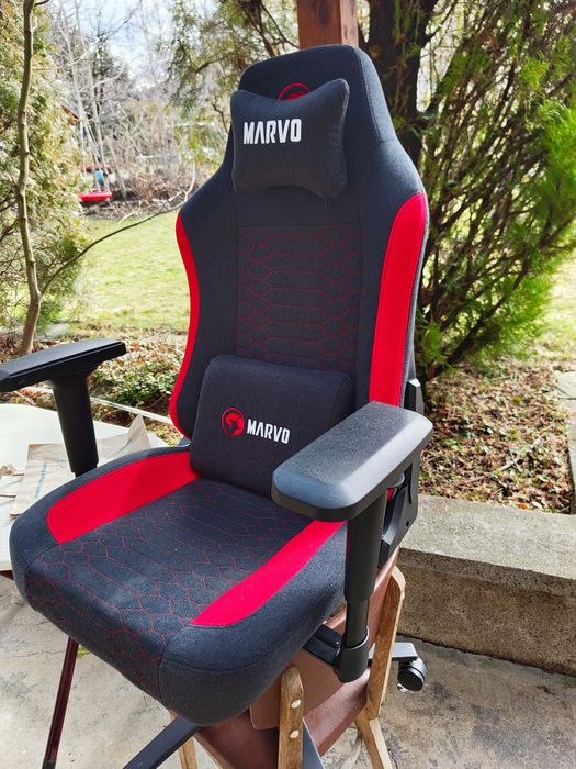 Стол за геймъри Marvo