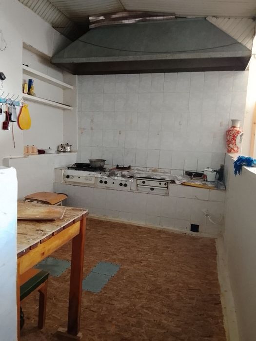 Kvartira arzon  oʻgʻil bola erkaklar uchun hotel xostel