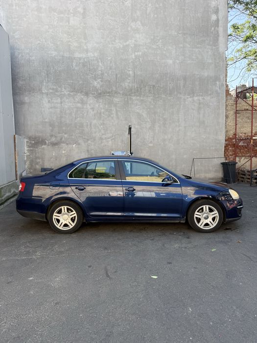 VOLKSWAGEN Jetta 2007 — imagine 5
