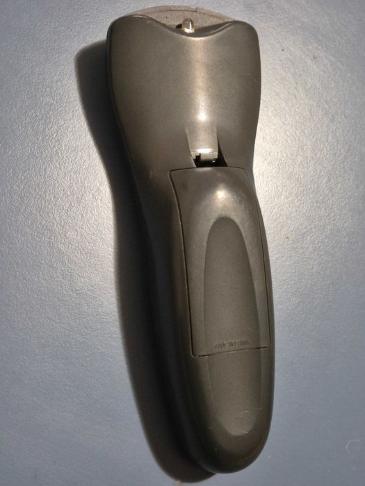 Ocazie ! Telecomanda universală Magnavox R 70224