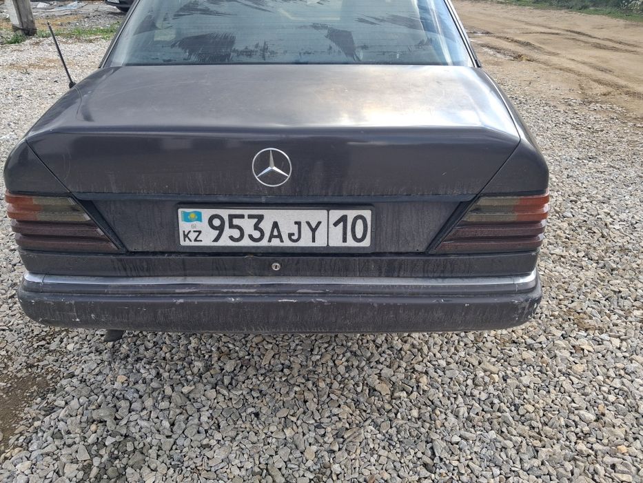 Продам 124 мерседес