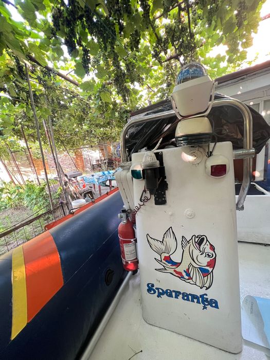 Vand barca Rib cu motor si peridoc