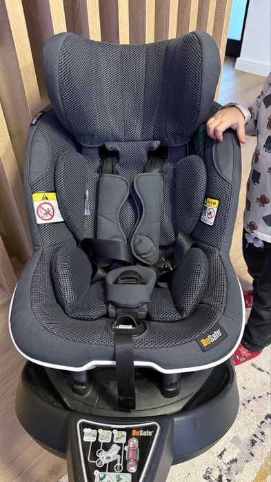Scaun BeSafe iZi Turn i-Size rotativ cu Isofix