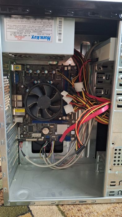 Продам компьютерный блок