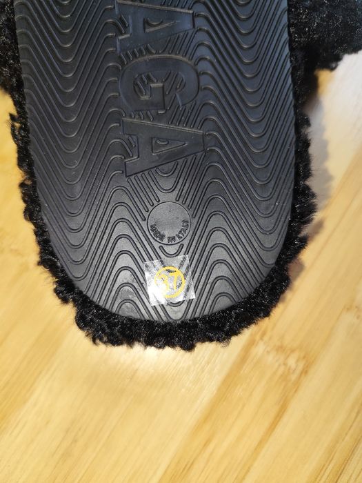 Papuci Balenciaga Fluffy Black – Mărimea 37 – NOI (fără etichetă)