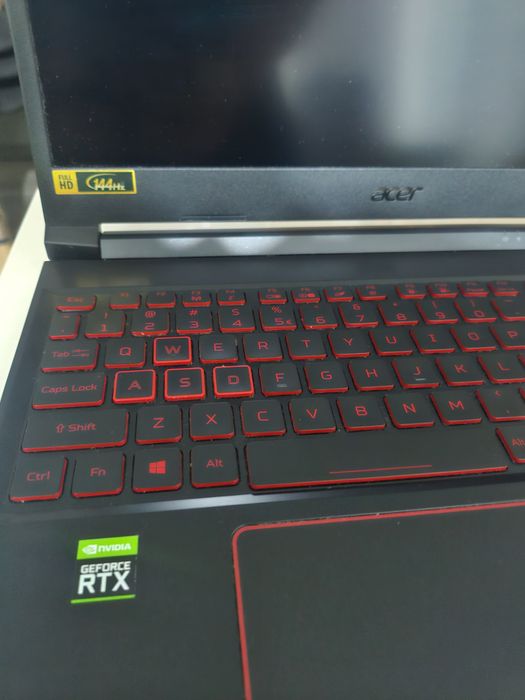 Laptop gaming Acer Nitro5,  Defect!!!