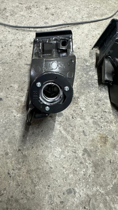 Продам противотуманку Прадо 120